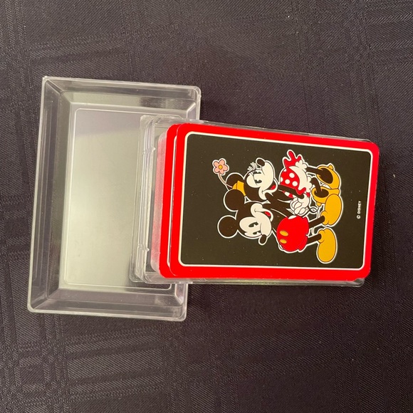 Disney, Mickey and Minnie Playing Cards - Picture 5 of 9